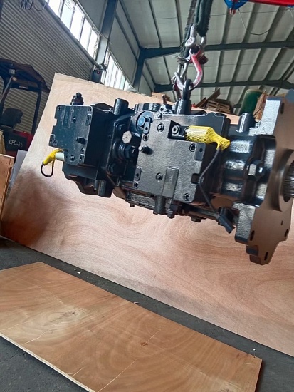 Насос для экскаватора Komatsu PC2000-8
