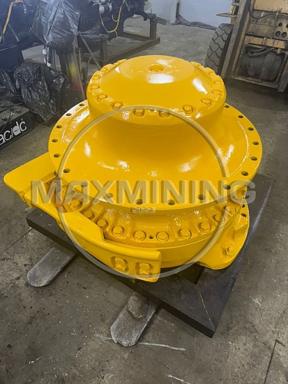 Редуктор хода левый для бульдозера Komatsu D375A-6